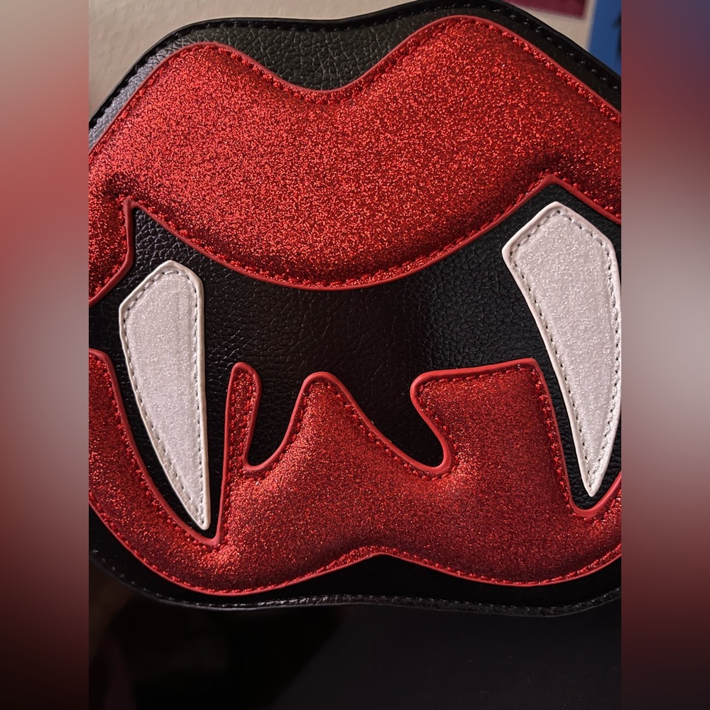 Vampire Bite Bag - image 7